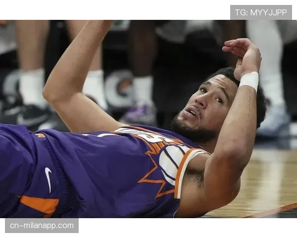 裁判判罚标准引争议：拉菲尼亚发声质疑规则因人而异